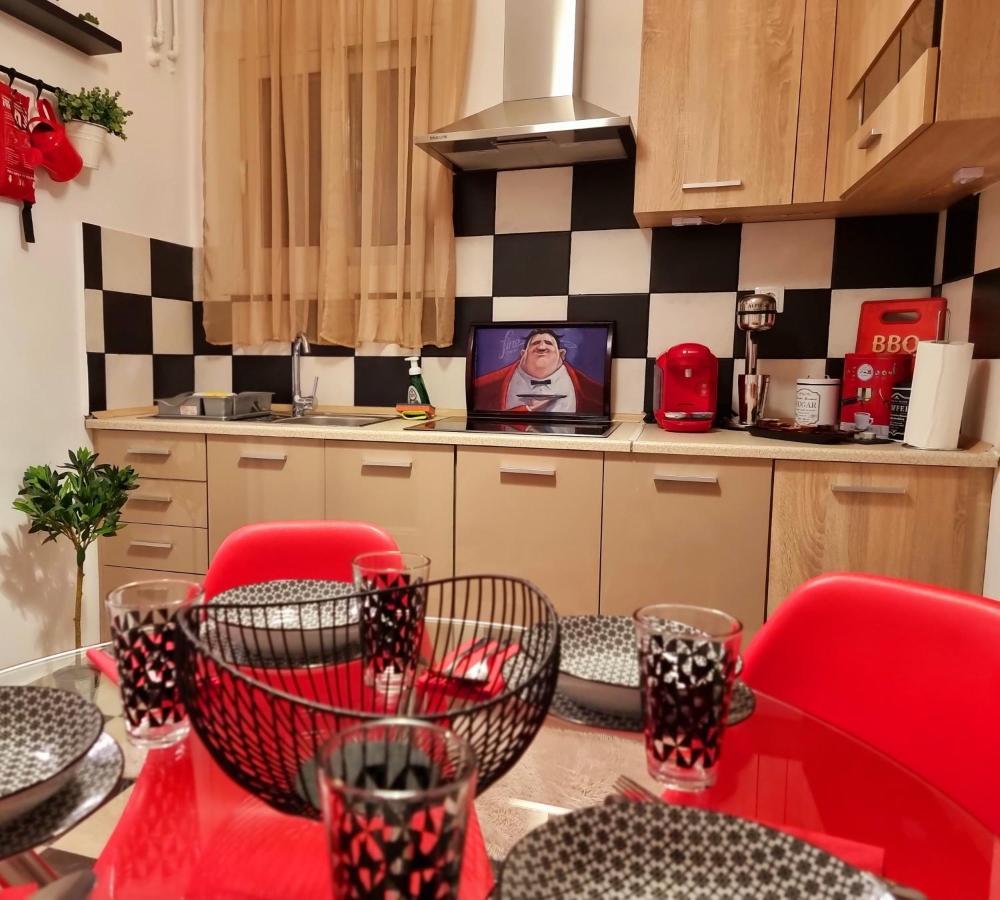 Charming House 1 Apartment